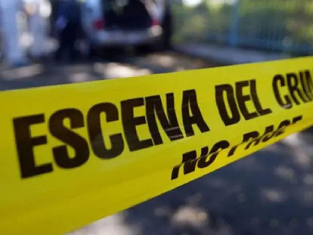 Ultiman a joven albañil frente a su padre cuando regresaba a casa en Copán
