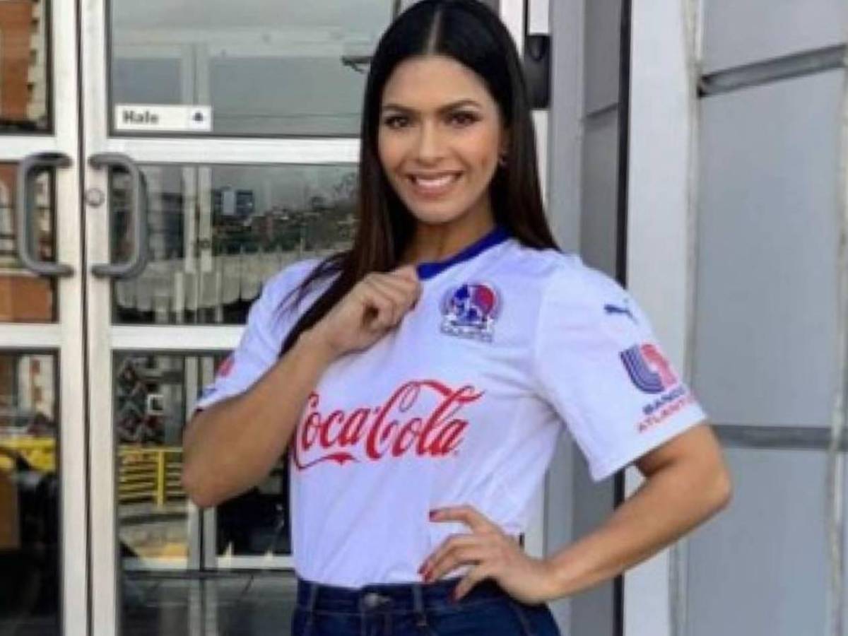 Las famosas y lindas aficionadas del Olimpia y Real España: ¿una japonesa?