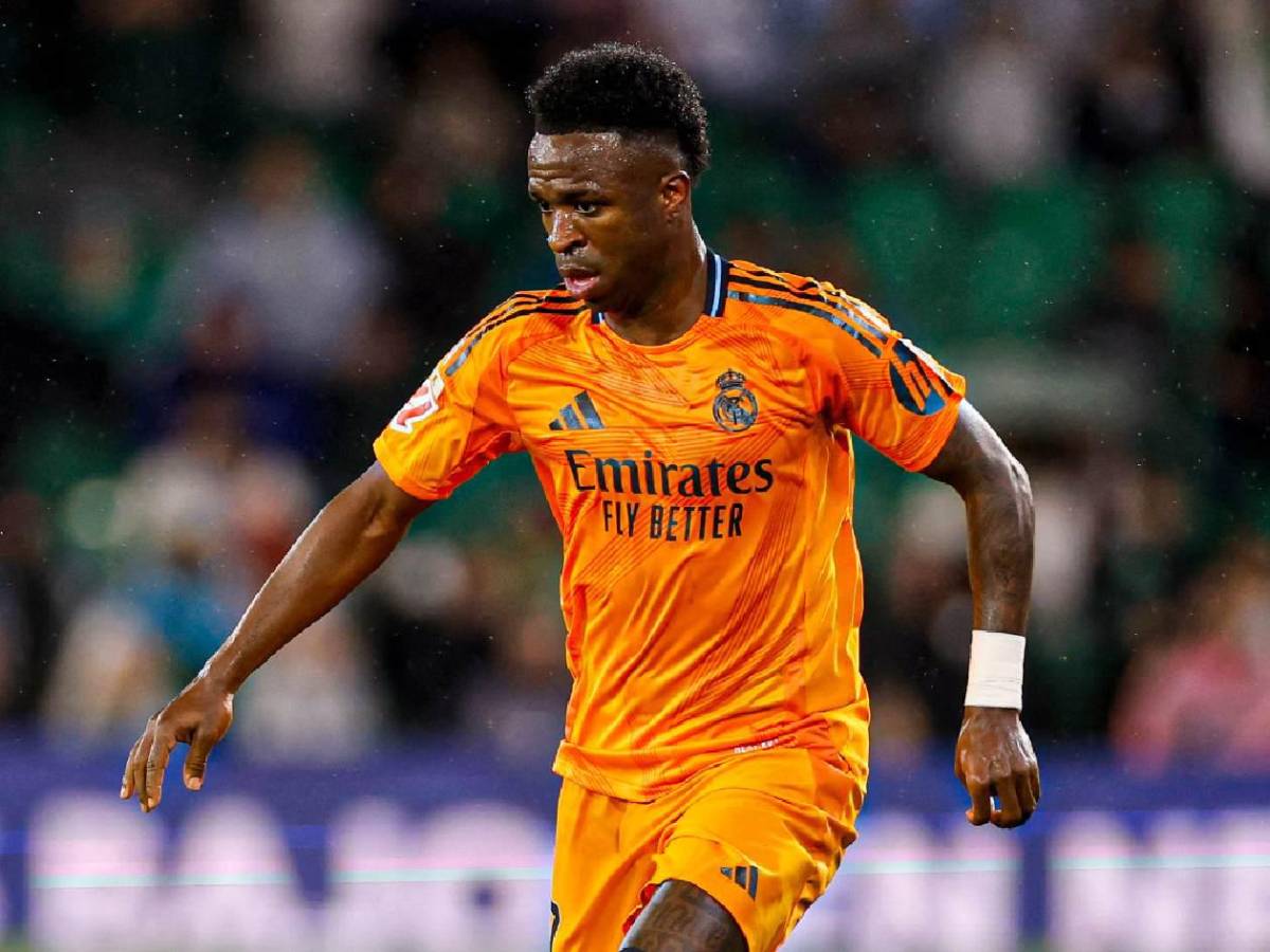 Vinicius se rebela: Petición al Real Madrid para renovar y curiosa respuesta del club