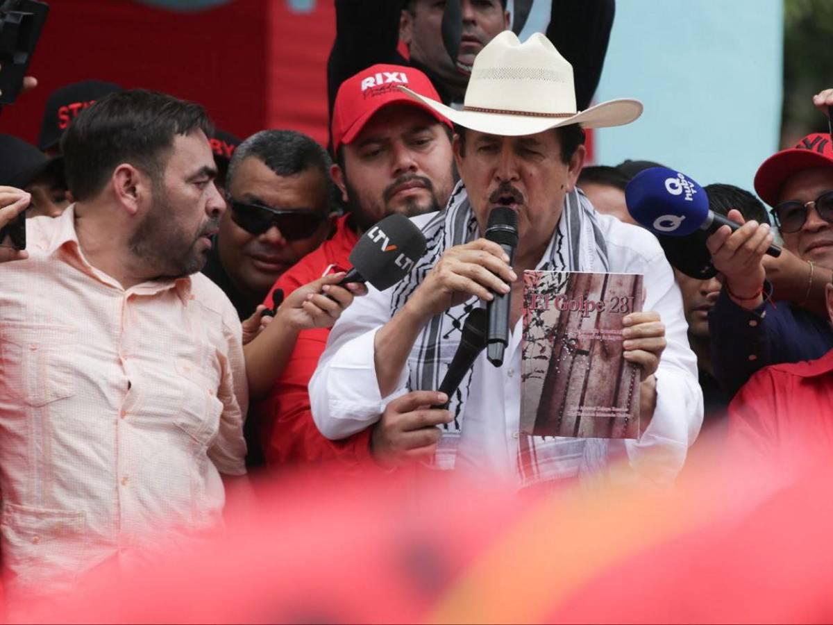 Este viejo loco, enfermo mental: Padre critica libro 'El Golpe 28-J'