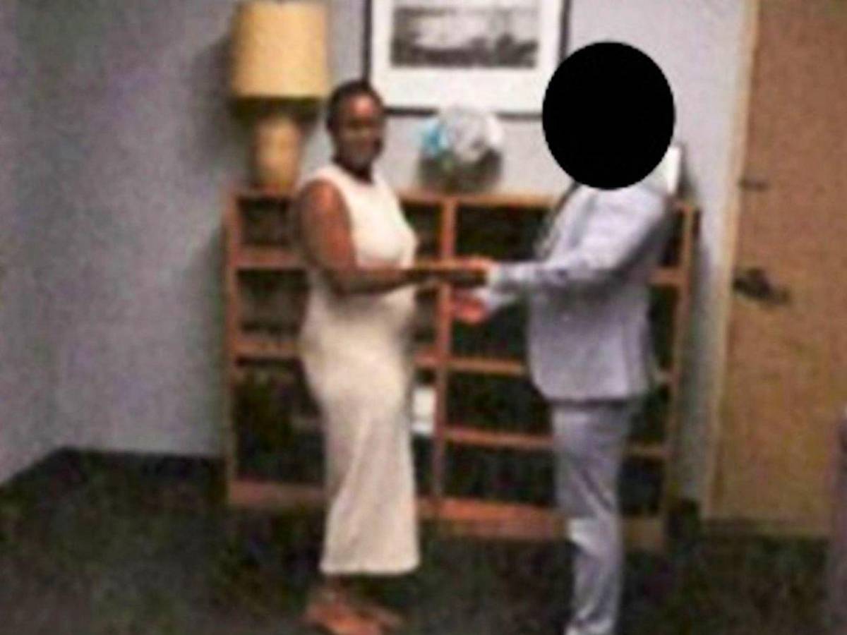 Detienen a seis personas por organizar matrimonios falsos para obtener residencia en EE UU