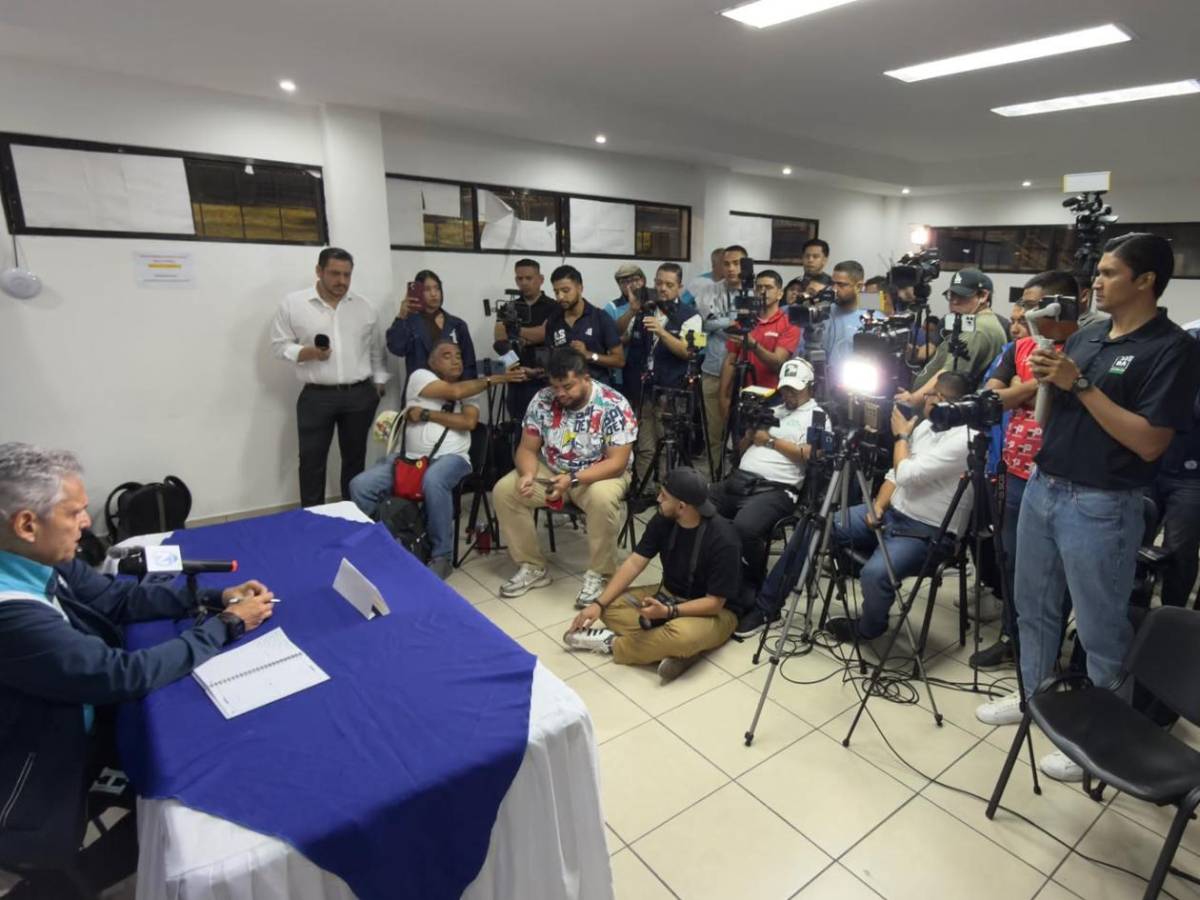 Honduras con pésimas noticias; reina presente, ¿qué pasó con Luis Palma?