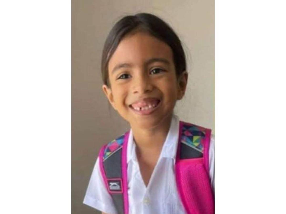 Rostros de las 12 víctimas del accidente aéreo en Roatán