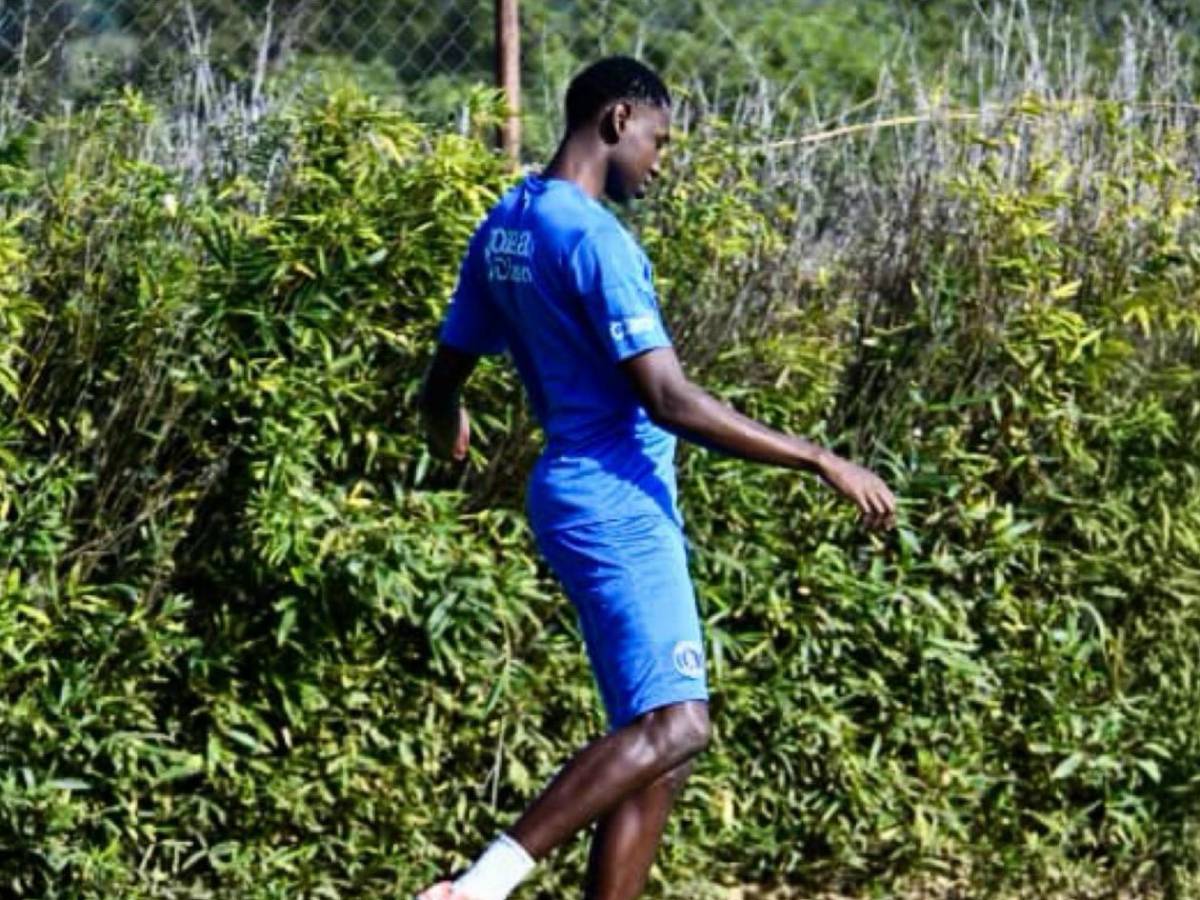 Motagua se deshace de cinco jugadores, Olimpia con dos salidas y Auzmendi tiene equipo