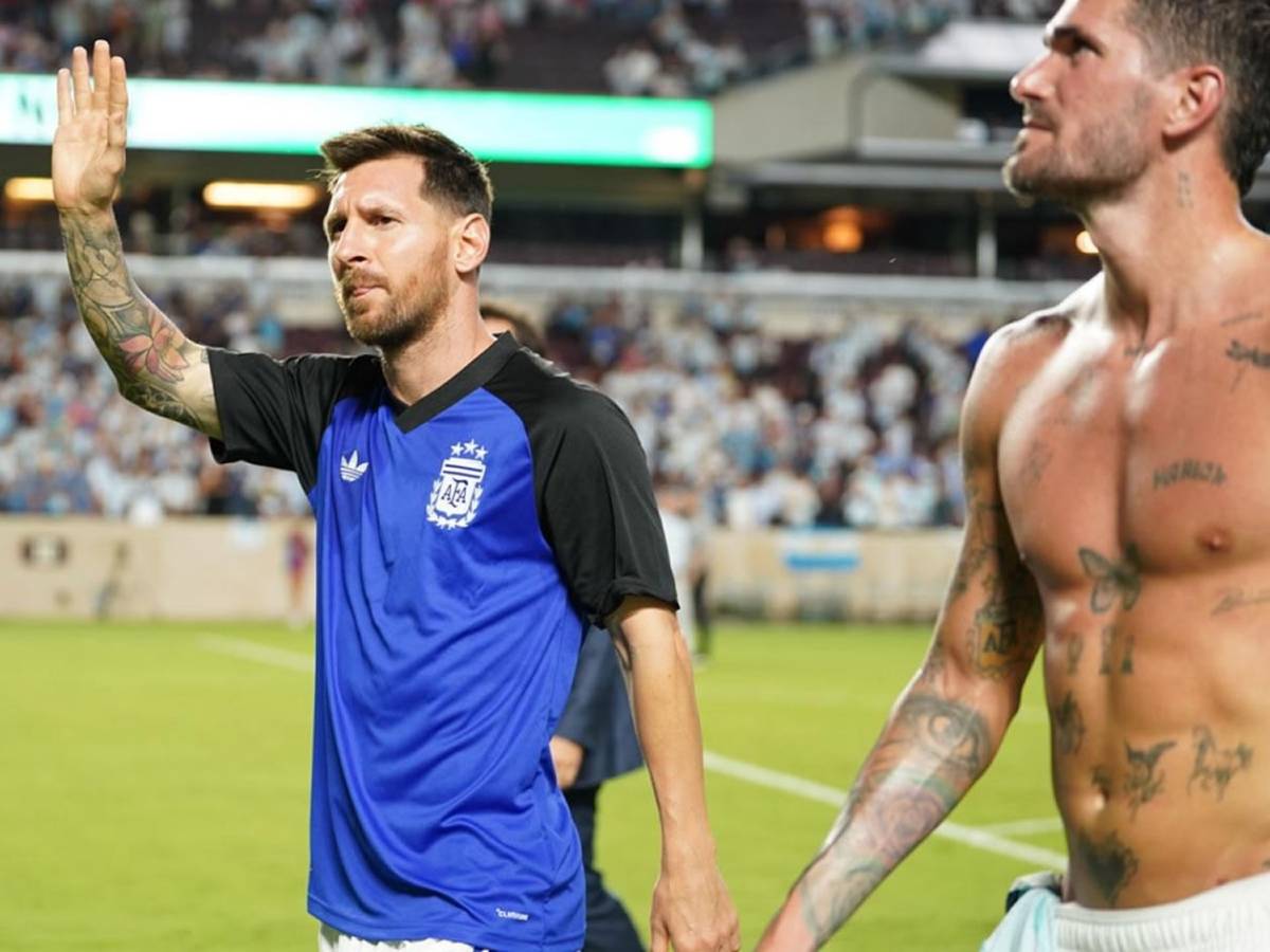 Messi sorprende tras el partido, ¿cambió camiseta? y abrazo histórico para Honduras