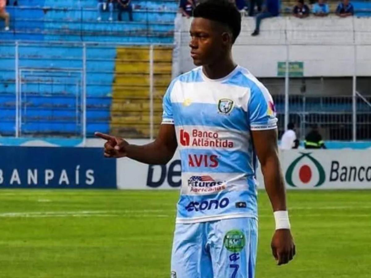 Espinel lo saca de Olimpia, de Europa al Motagua, curioso fichaje del Real España