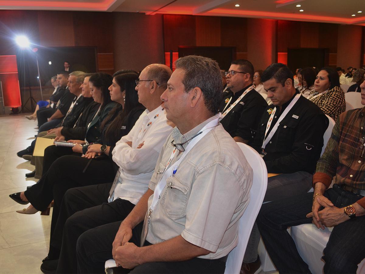 Las charlas técnicas y motivacionales, fueron parte del programa que se desarrolló en el encuentro.