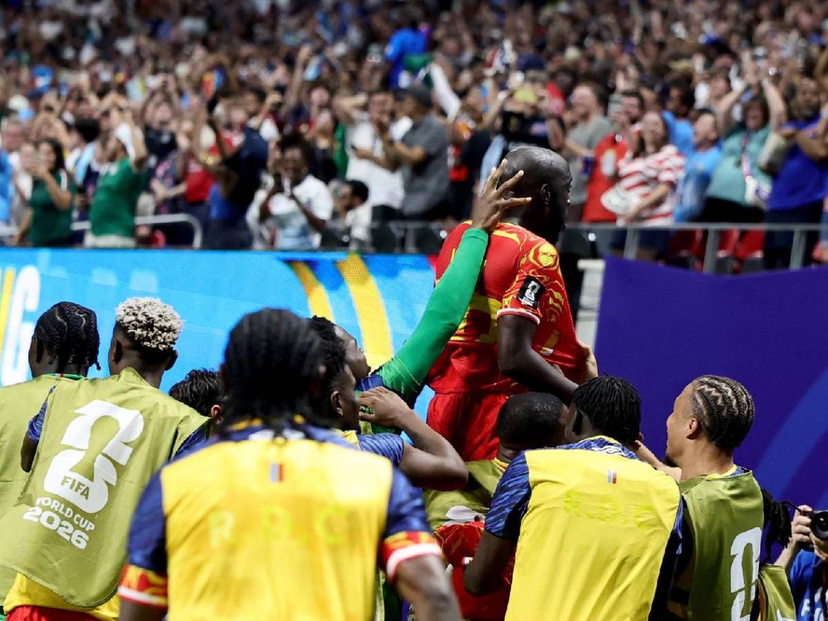 Hazaña de otra cenicienta en el Mundial, héroes y se vuelven locos tras clasificación
