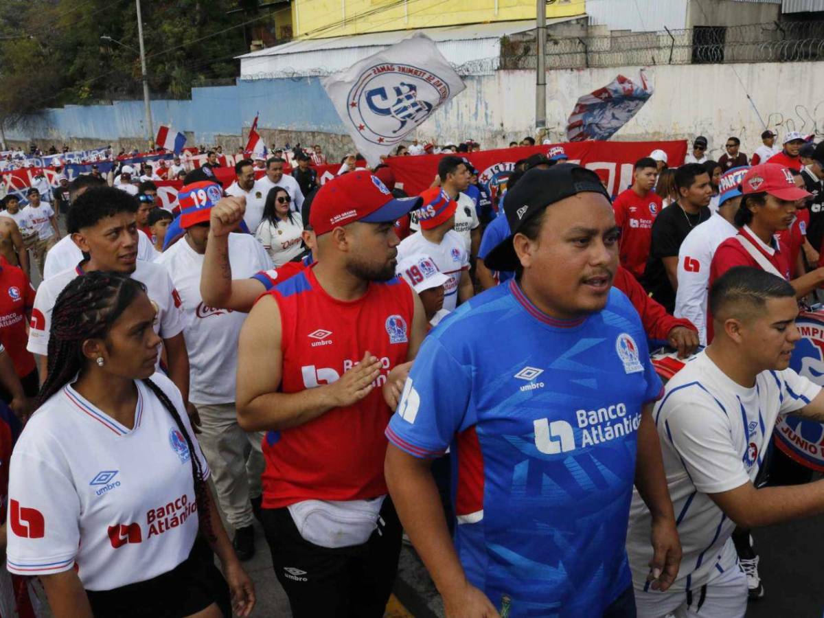 La Ultra Fiel pone color en el clásico Olimpia–Real España; un detenido en la previa