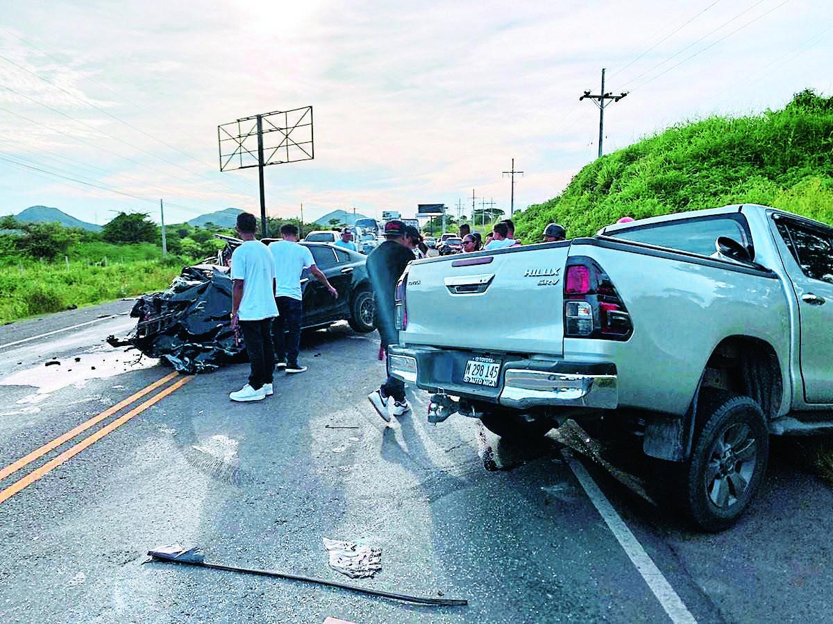 Un muerto y tres heridos deja triple colisión en Choluteca