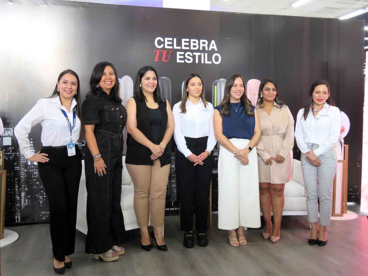 Las ejecutivas de la marca Remington y de Diunsa realizaron el lanzamiento de las nuevas alisadoras.