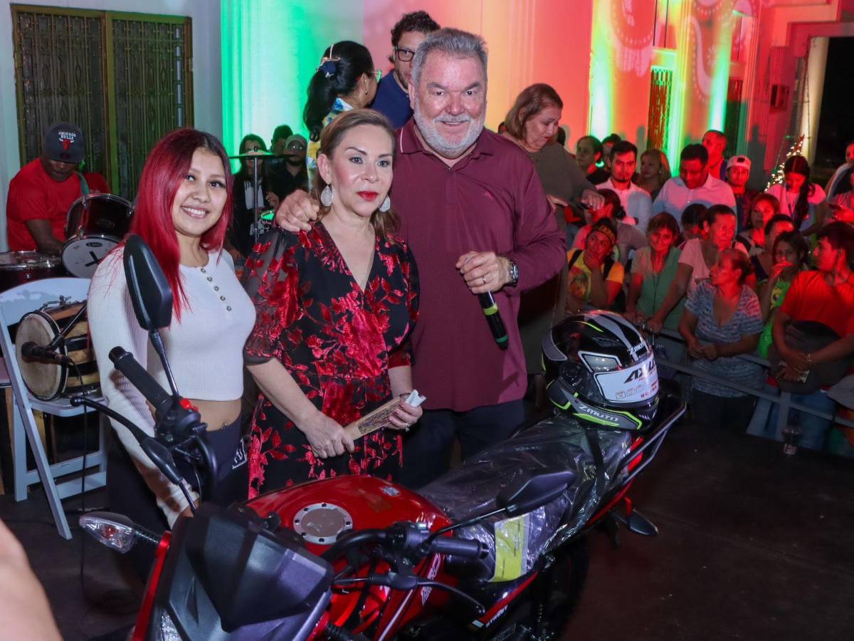 Así celebró sus 64 años el alcalde Roberto Contreras