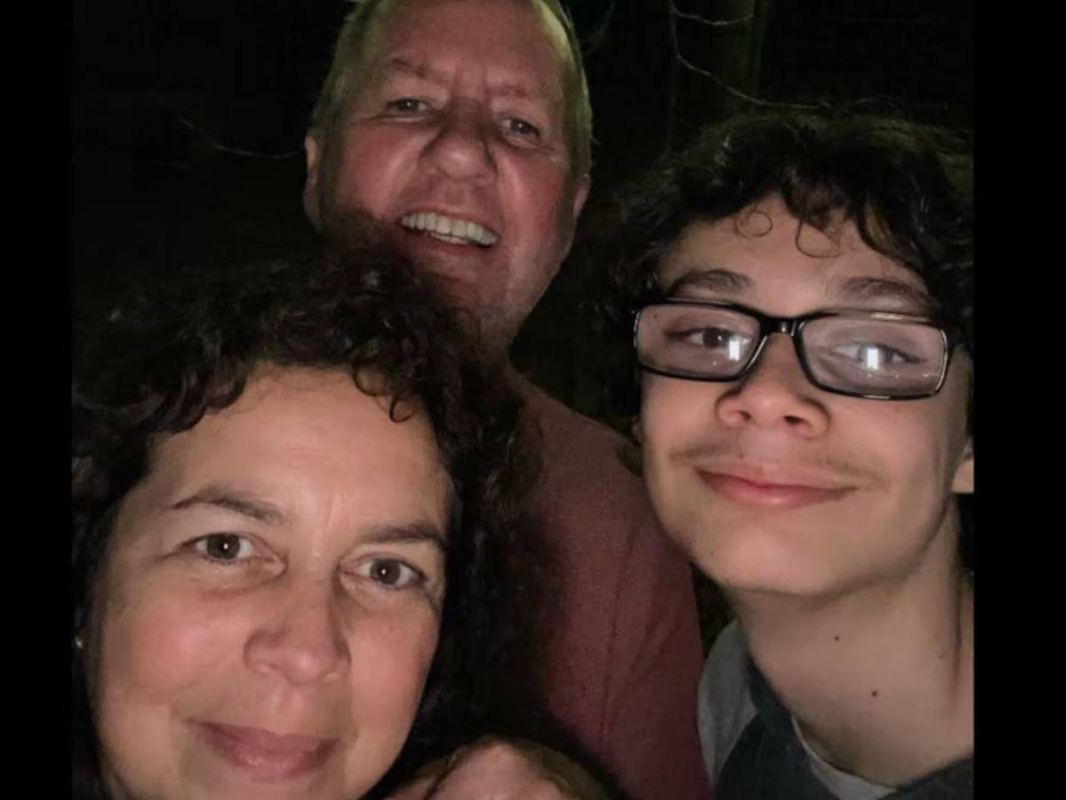 “La golpeé con un bate”: Hijo admite brutal crimen contra su madre