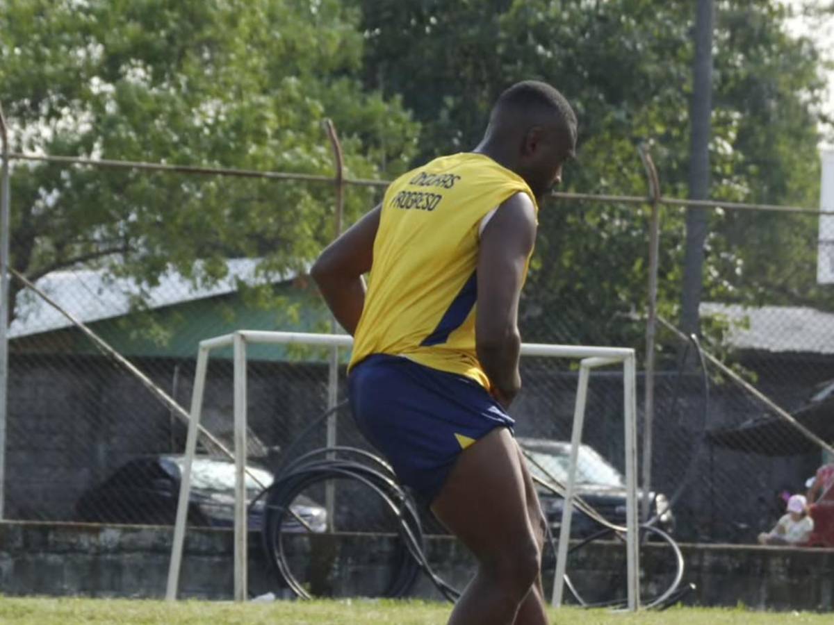 Futbolista hondureño conmueve con decisión tomada: Con dolor en el alma, creo que es lo mejor