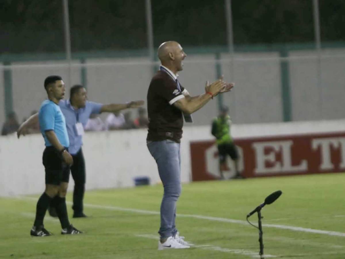 Jeaustin Campos se pelea con hinchas, Olimpia sufre, linduras y descuido en Comayagua