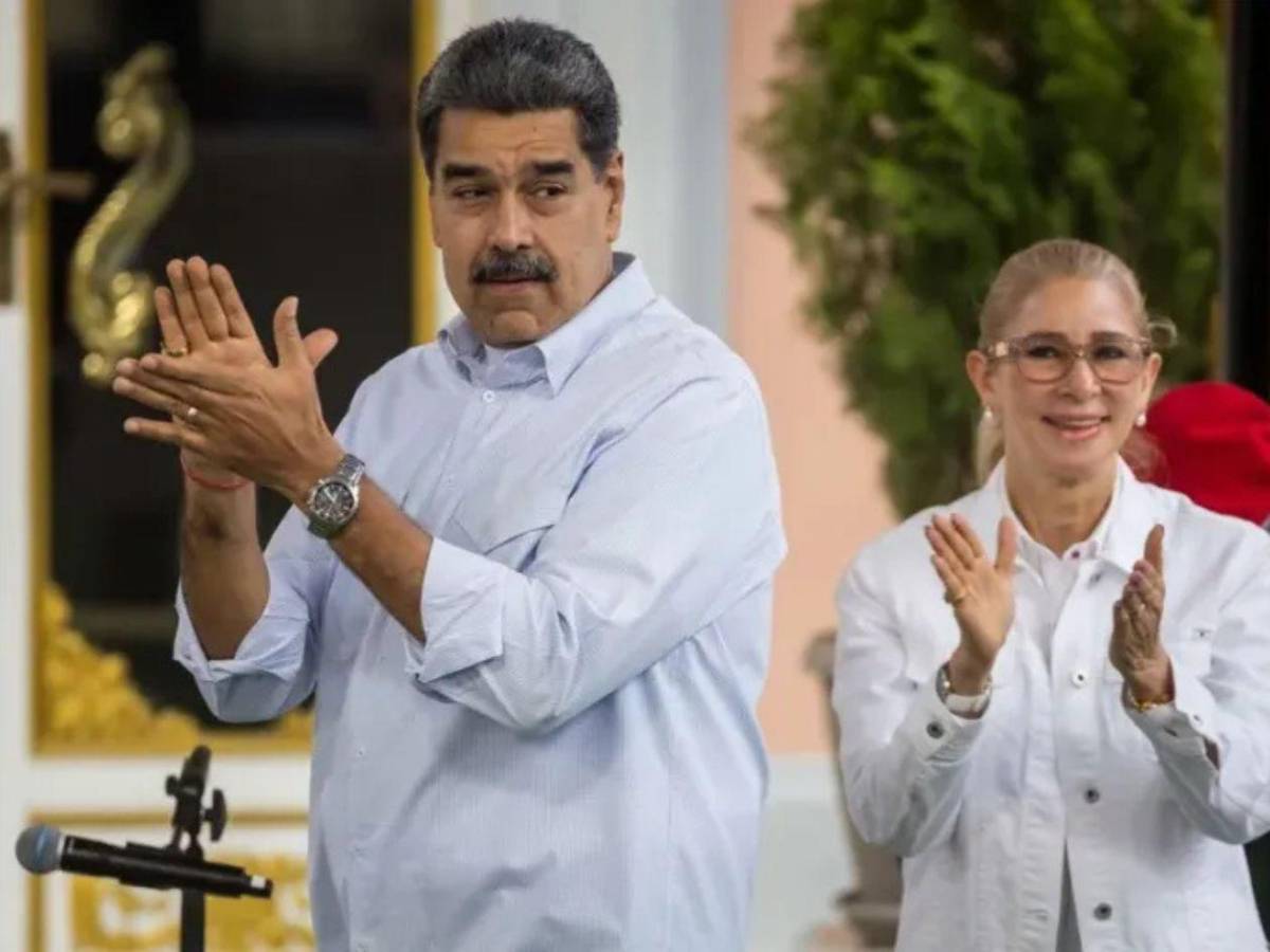 Ellos son los abogados que defenderán a Nicolás Maduro y Cilia Flores