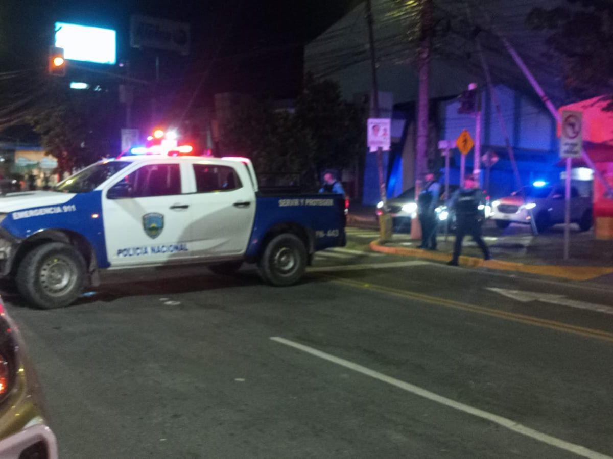 Policía Nacional y Militar evitan saqueos en centro de San Pedro Sula