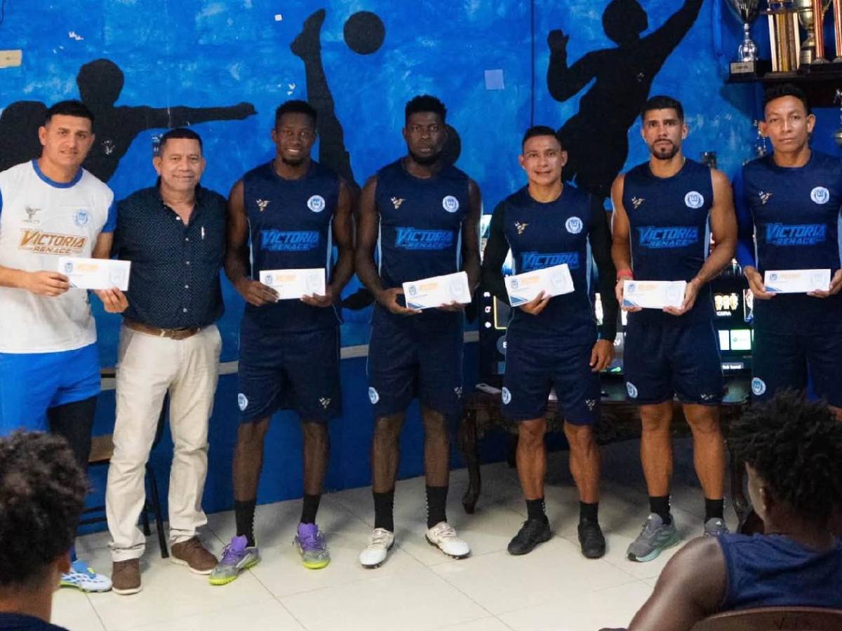 Carlos Espina saca la chequera: sorprende al Victoria con increíble premio