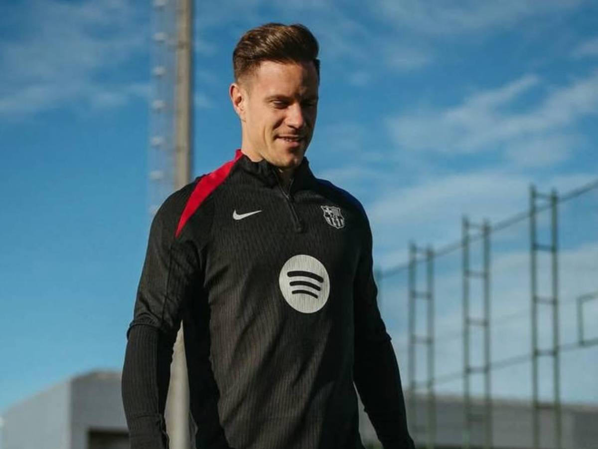 Barcelona logra acuerdo con jugador, pone en venta a crack y él se rebela