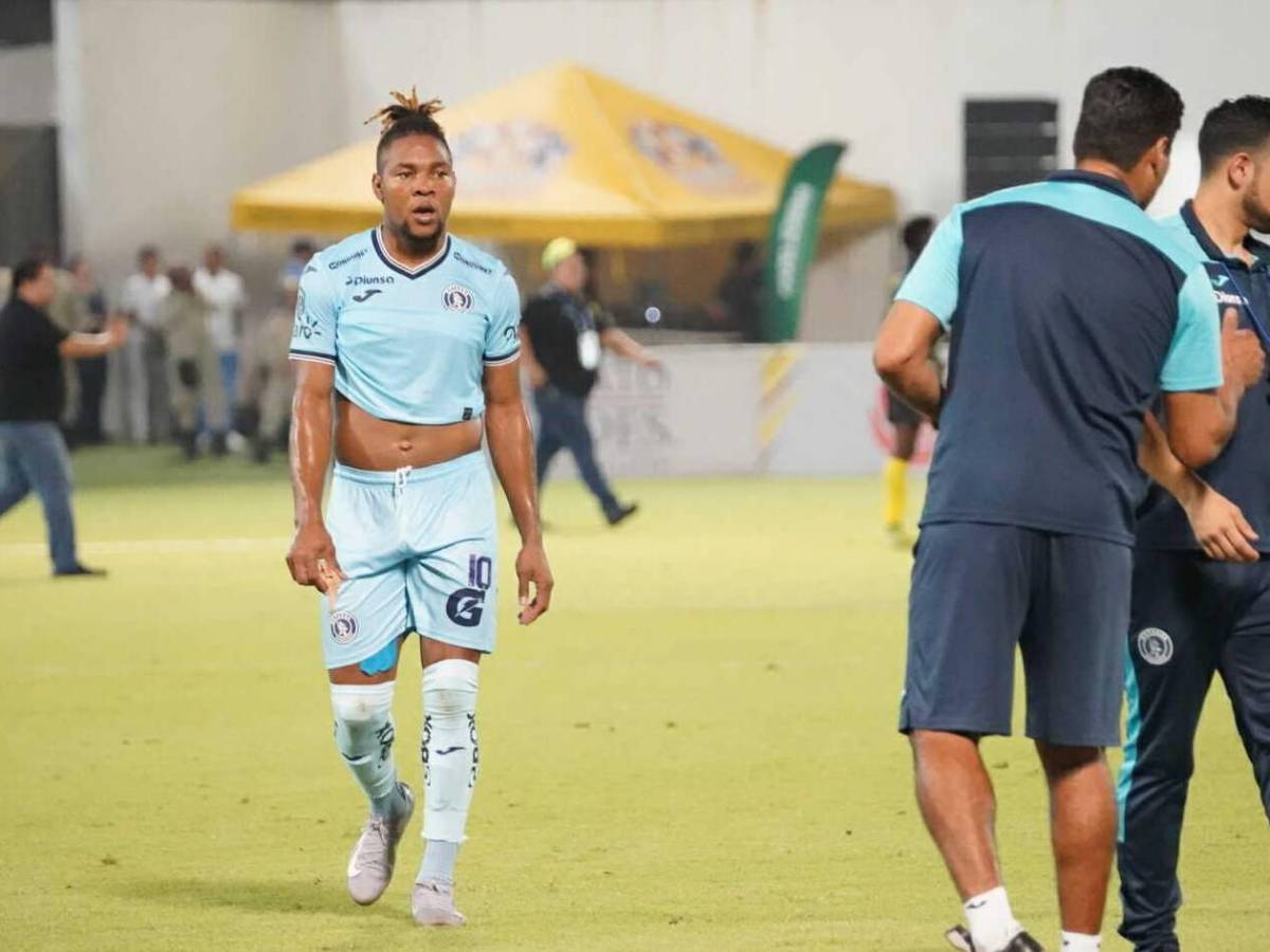 Bajas, futuro de Diego Vázquez y fichaje argentino que prepara Motagua