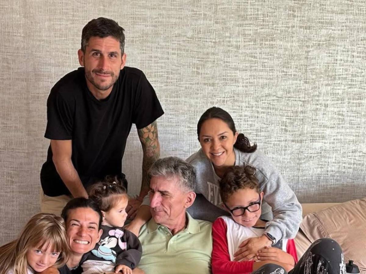 Esposa de famoso técnico impacta con relato sobre rara enfermedad que sufre el DT: Nunca se dio cuenta