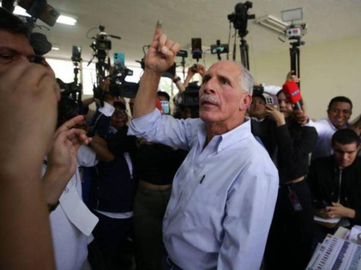 Tensión en el Partido Nacional: David Chávez estalla contra Nasry Asfura