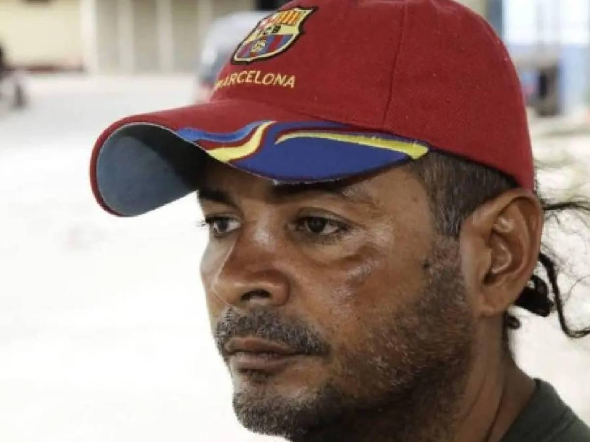 Futbolista hondureño recae, duerme en las calles y lanza desesperado pedido de ayuda