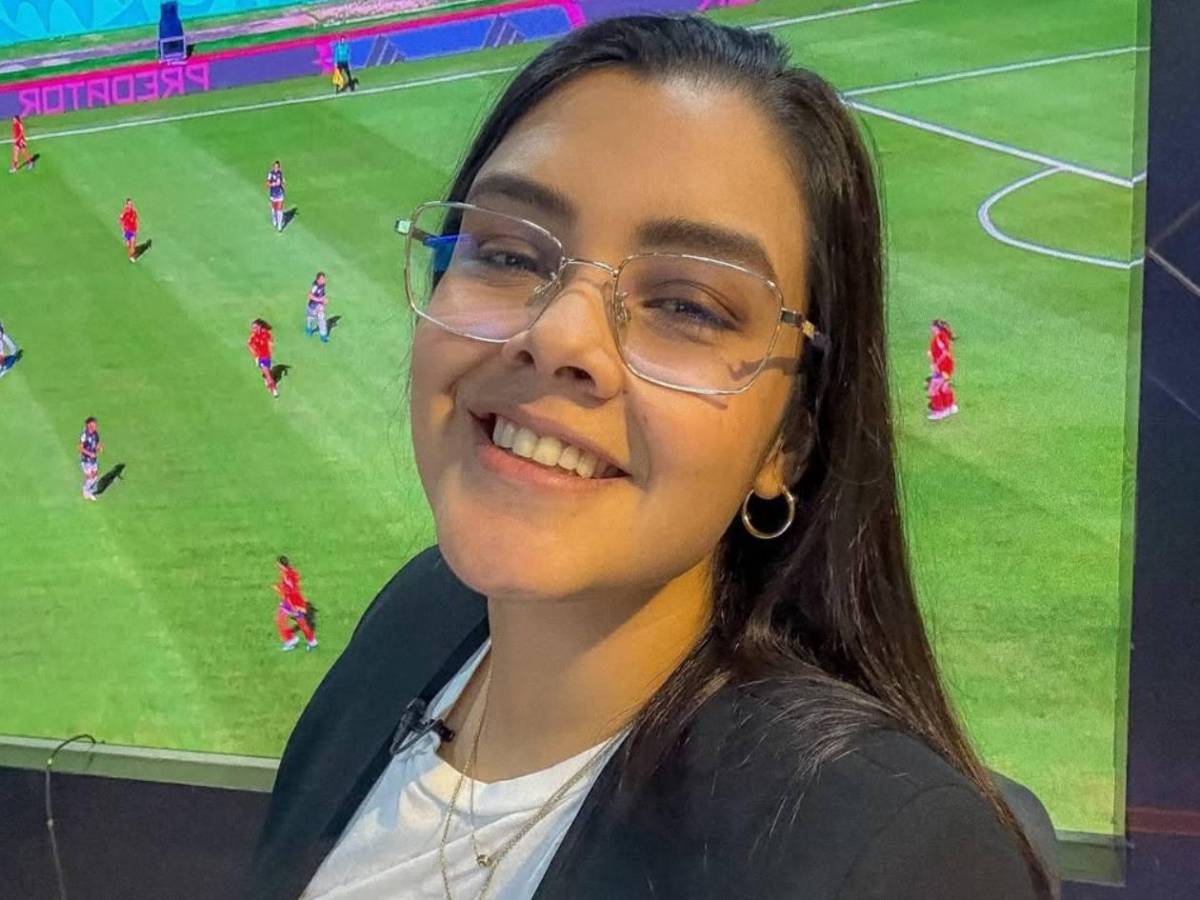 Periodista deportiva se retira, abandona el país y se casa con otra chica en México