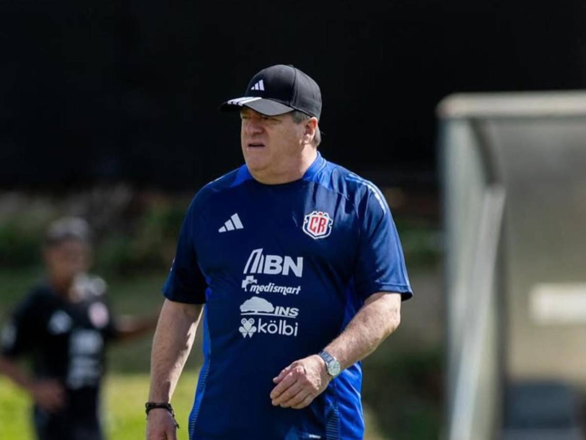 Piojo Herrera lo revela: Anuncia su decisión tras rumor de salida de Costa Rica