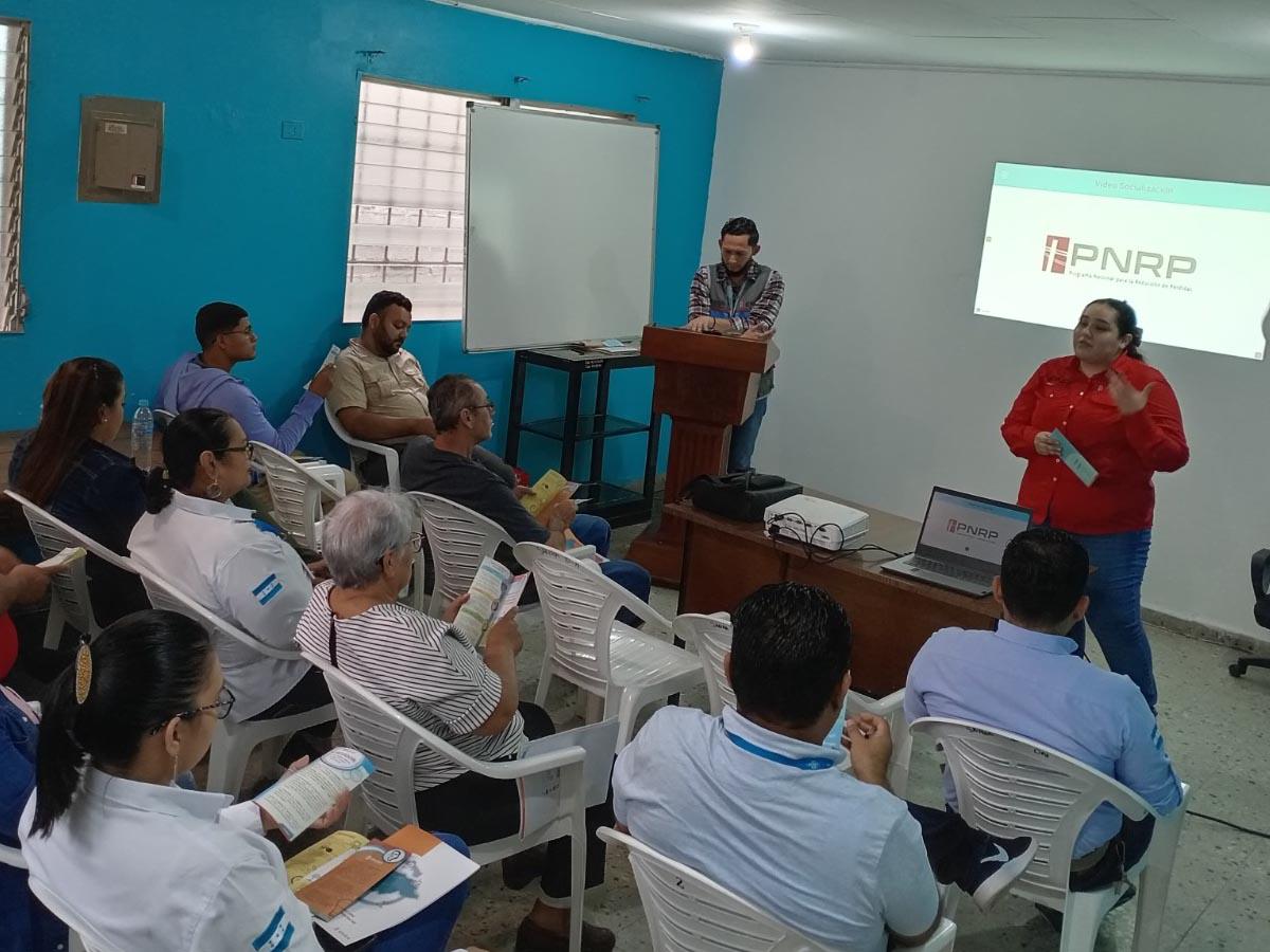 Capacitan a personal del Sanaa en El Progreso sobre uso eficiente de la energía