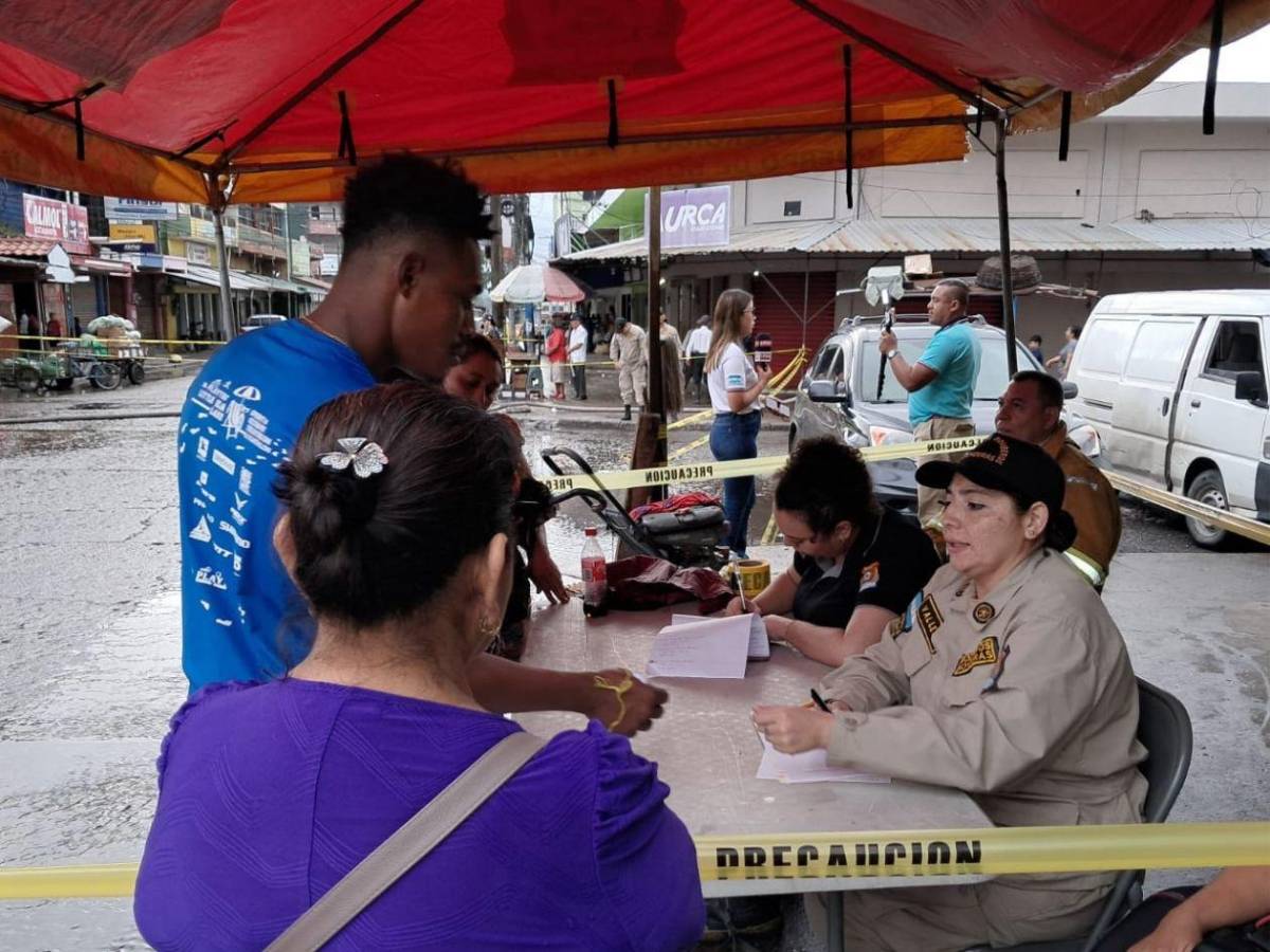 Historias de pérdida y esperanza tras incendio que arrasó con locales en mercado