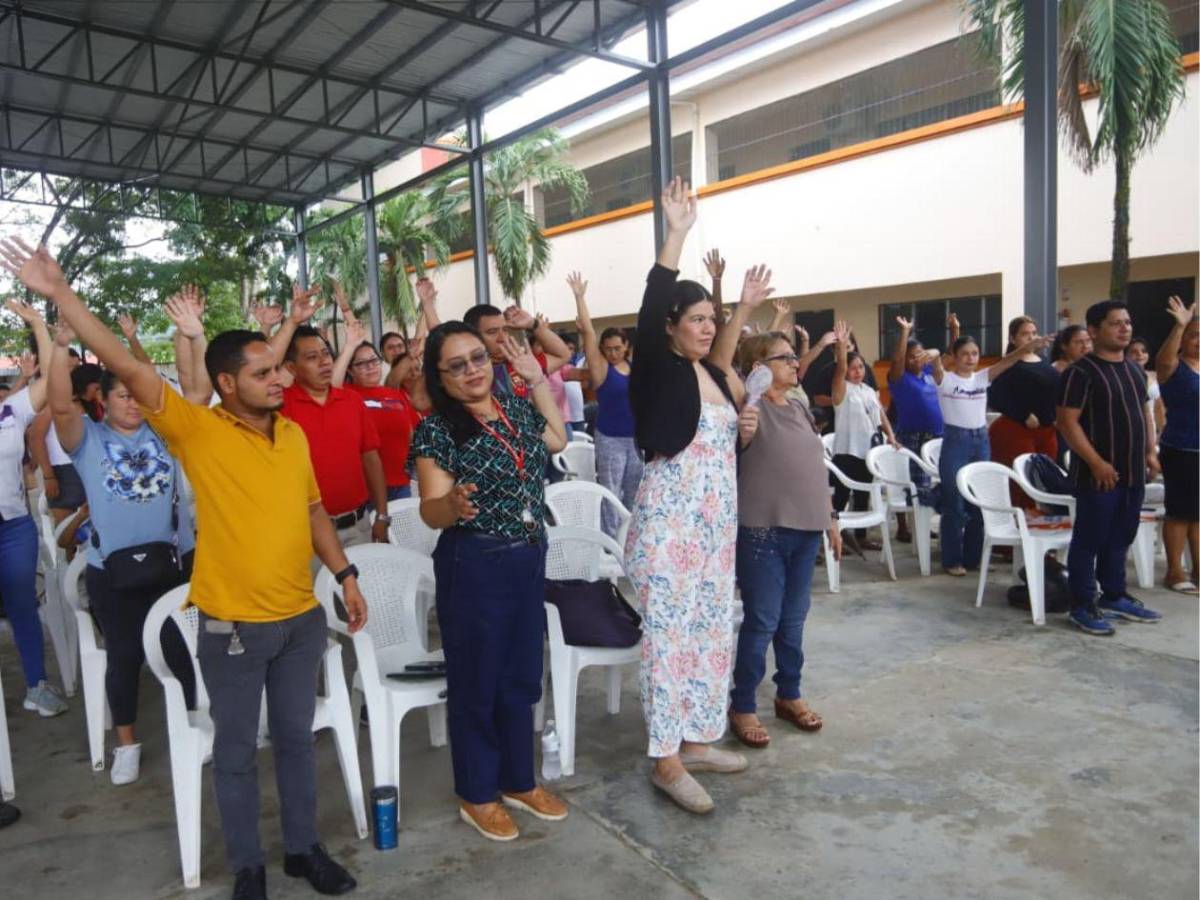 Mente Sana alerta a padres sobre uso excesivo de pantallas y redes sociales