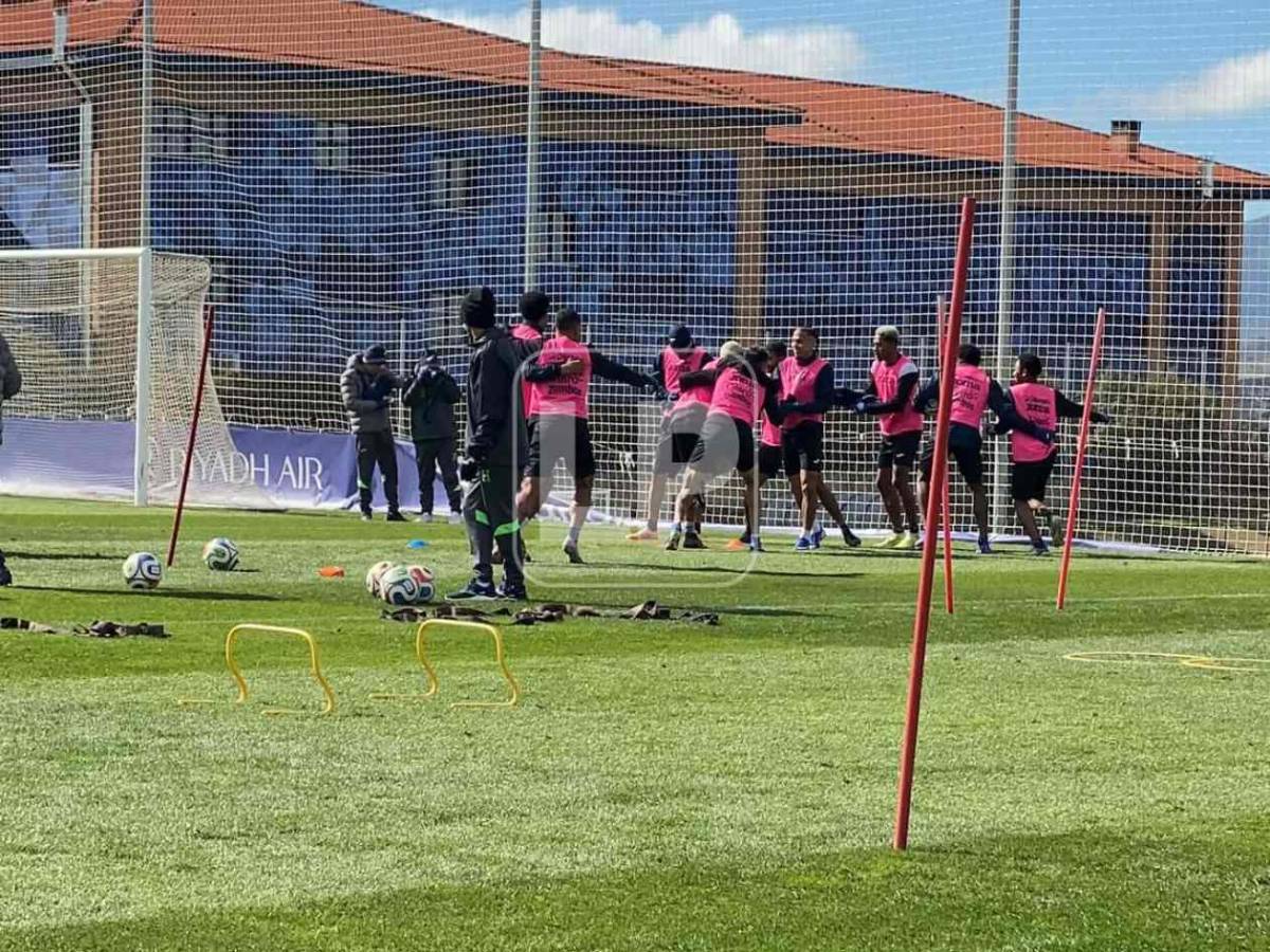 Último entreno de Honduras en sede del Atlético y nuevo look de Palma vs Perú