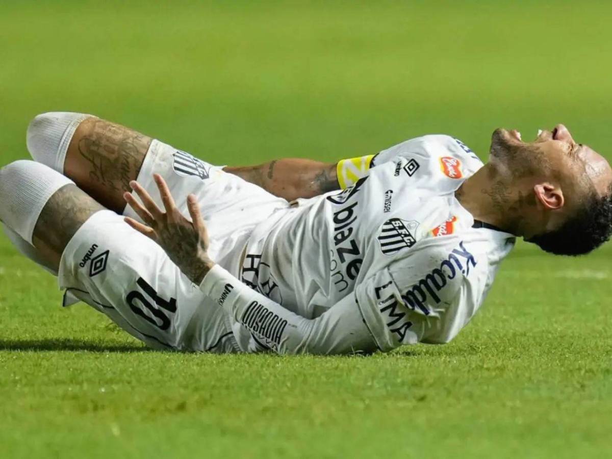 Neymar toma medida drástica para intentar rescatar al Santos de ir al descenso