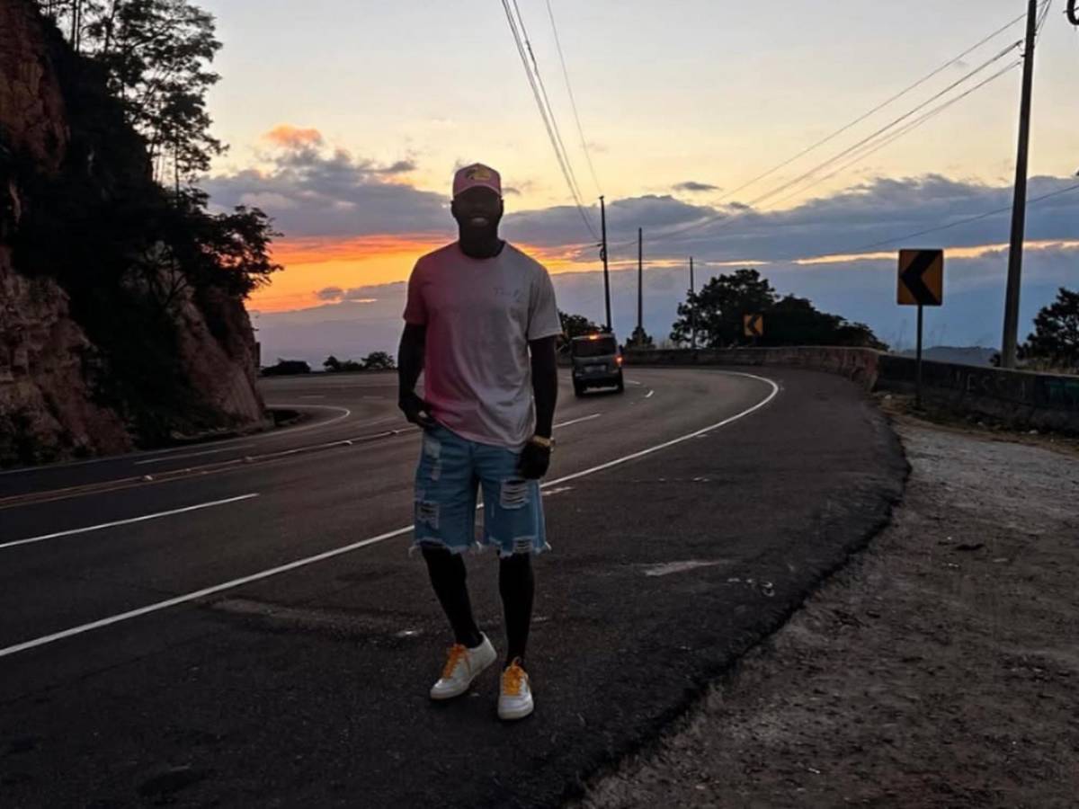 Futbolista colombiano se casó con hondureña: su mensaje desata reacciones