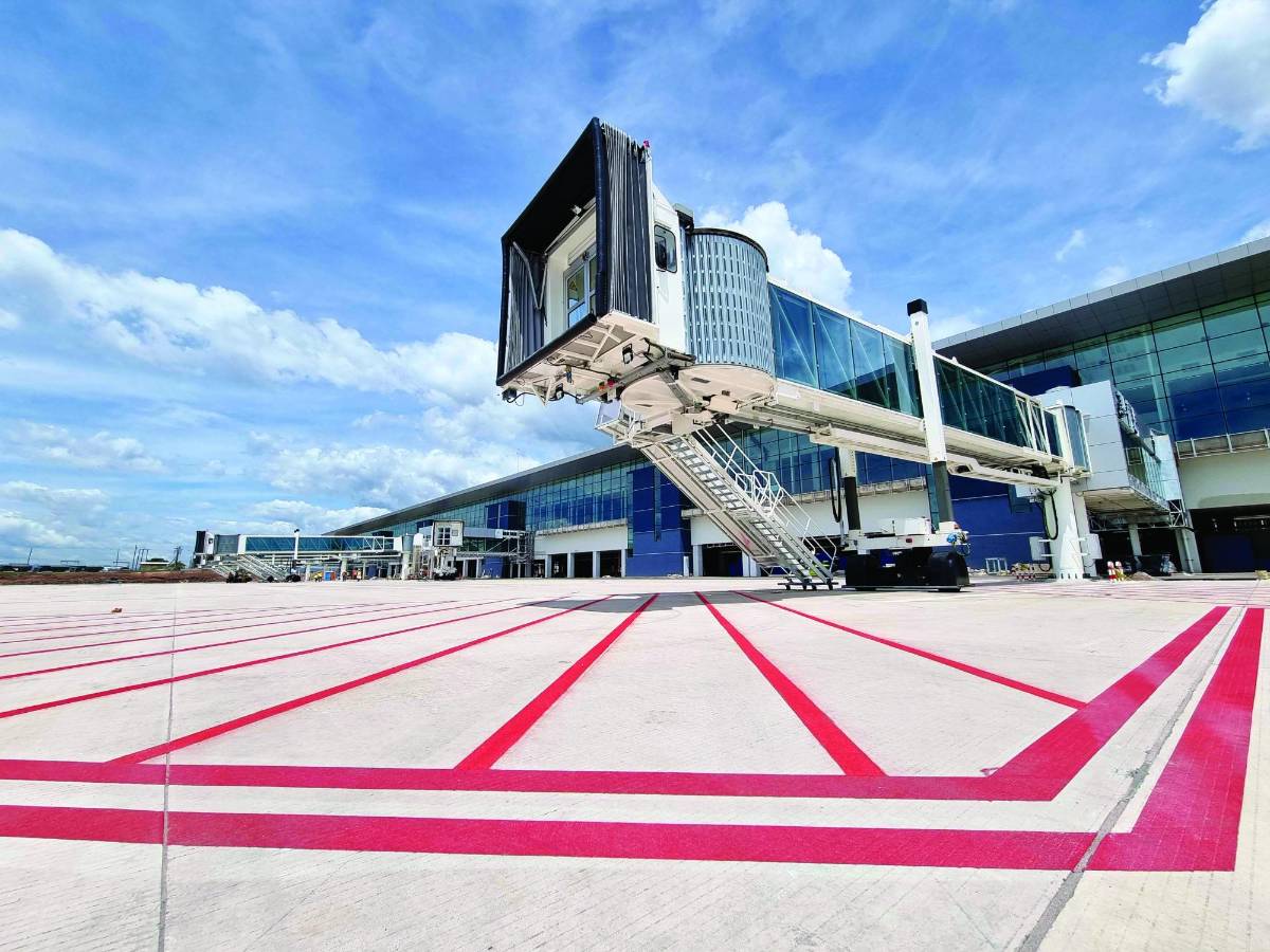 una obra que destaca por su seguridad, modernidad, impulso al turismo y apoyo a los negocios.