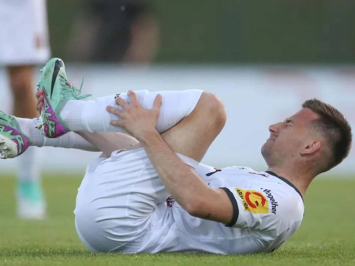 Muere futbolista en incendio en discoteca al ayudar a otros a escapar