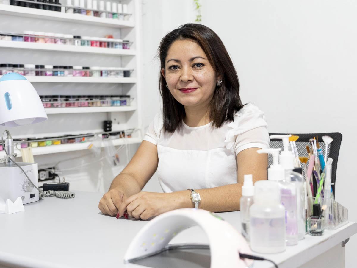 Karla Vargas regresó a Honduras, donde se capacitó sobre mercadeo, finanzas y planes de negocio. Ahora es un referente para su comunidad.