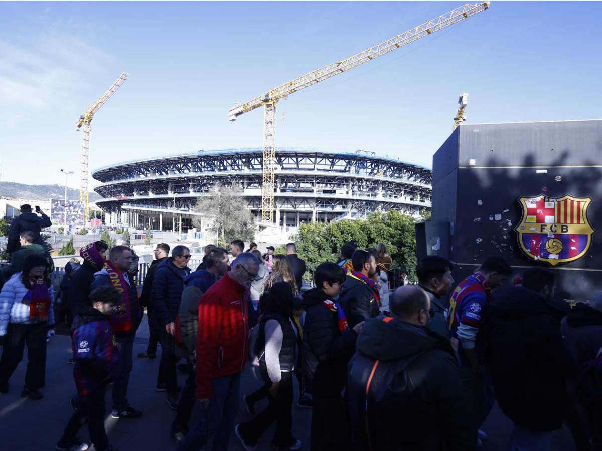 Barcelona volvió al Camp Nou: fiesta, Messi 'apareció' y agresión que indigna