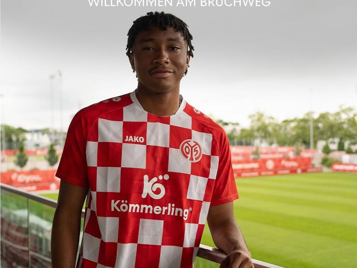 Hondureño Nayrobi Vargas, presentado como nuevo jugador del Mainz 05 de Bundesliga