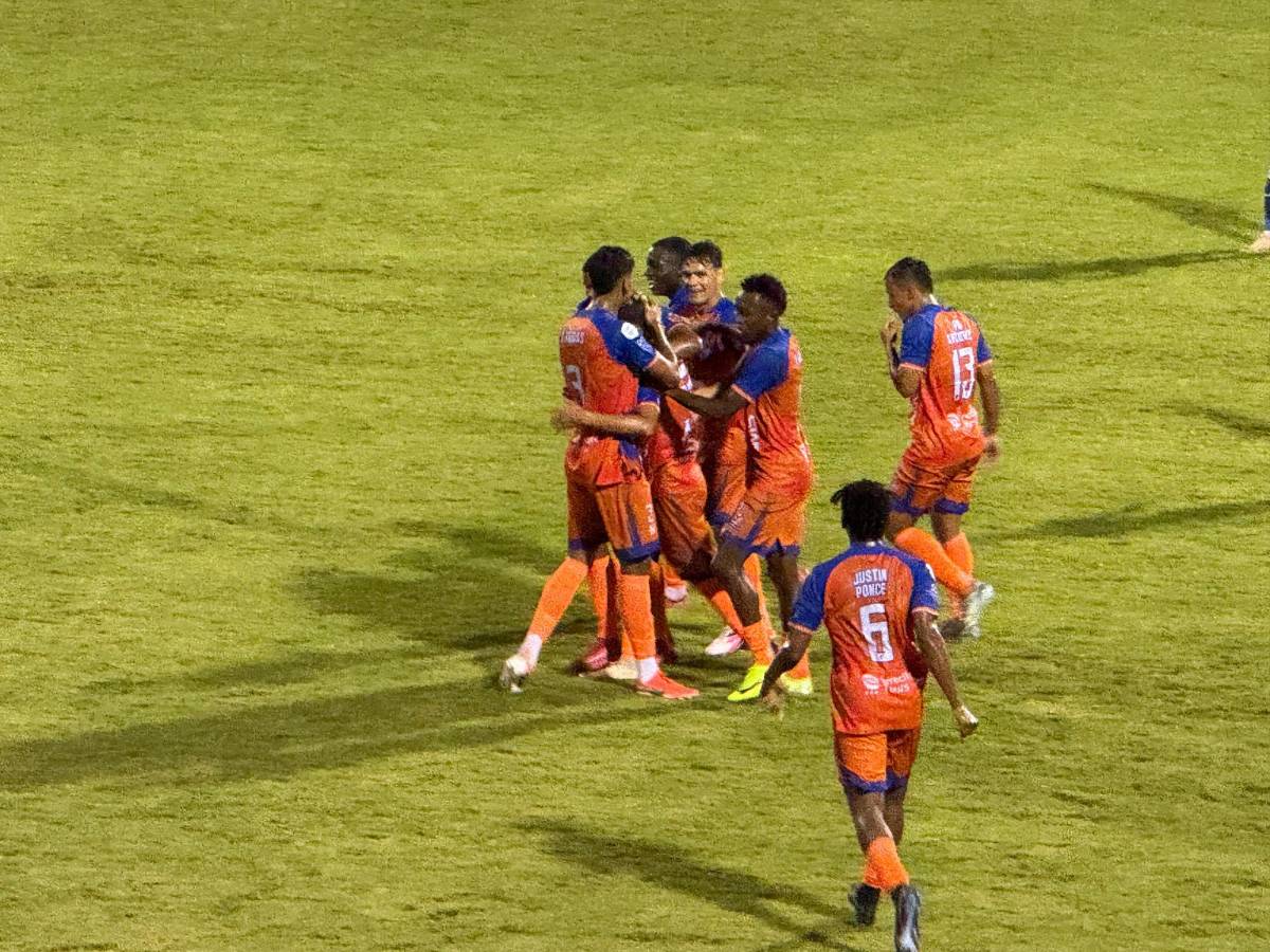 Festín en el Motagua-UPNFM, gesto de Javier López y polémica en Comayagua