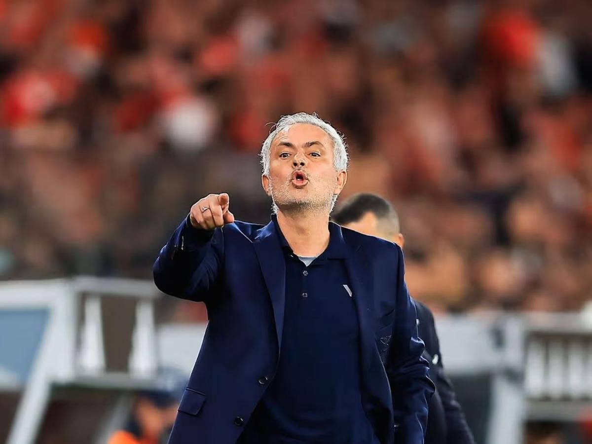Mourinho negocia su regreso al Real Madrid y este sería su primer fichaje: sorpresa