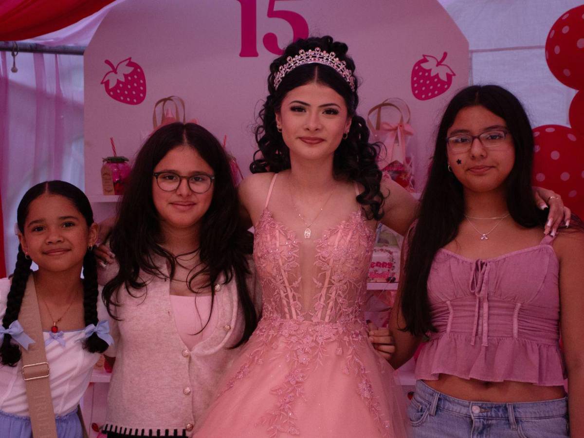 La princesa de la noche: Los quince años de Natalie Nicole