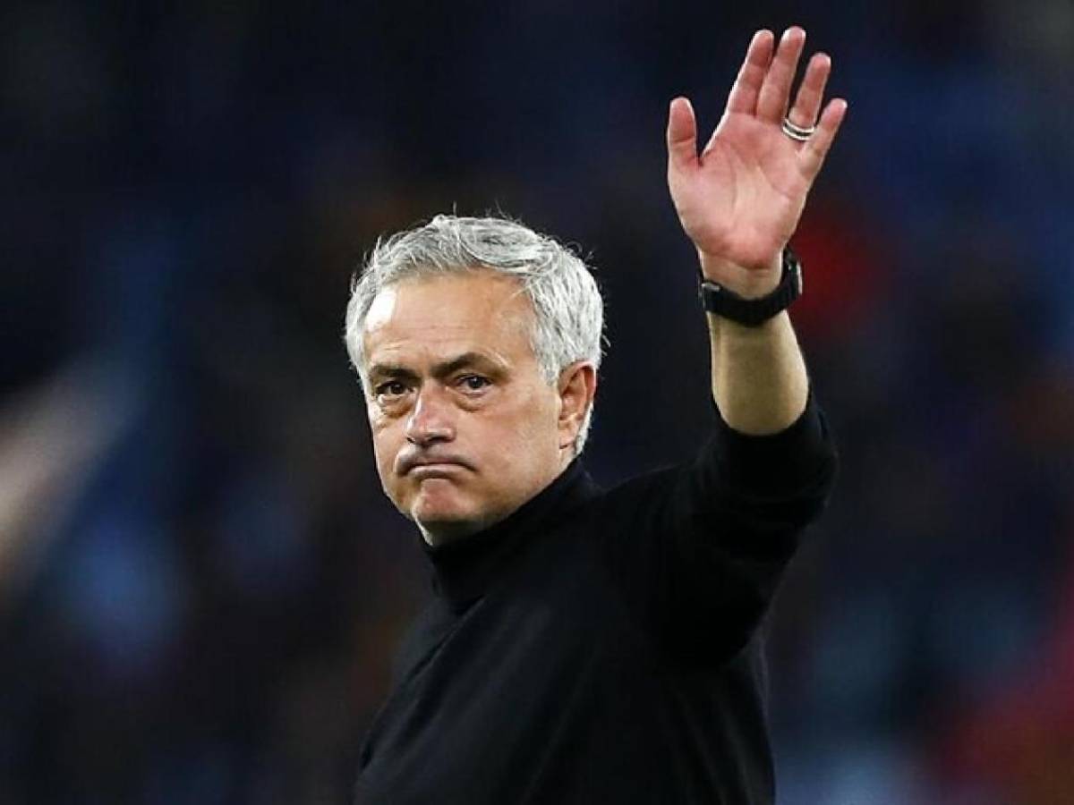 Mourinho firma con Real Madrid y revelan los fichajes que pide el técnico