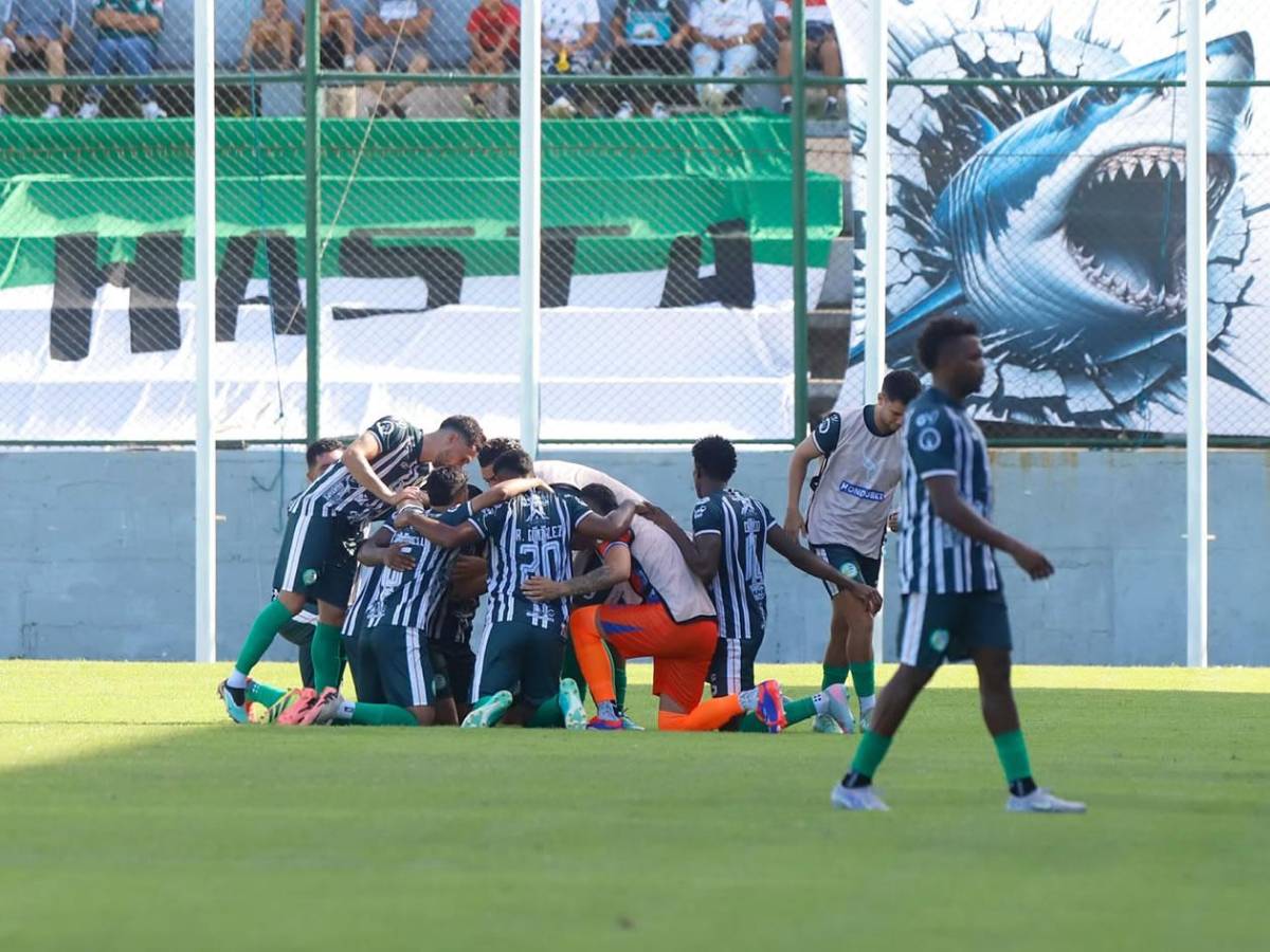 Amargo regreso de Platense al Excélsior, modelo cautiva y el insólito error de Saíd Martínez