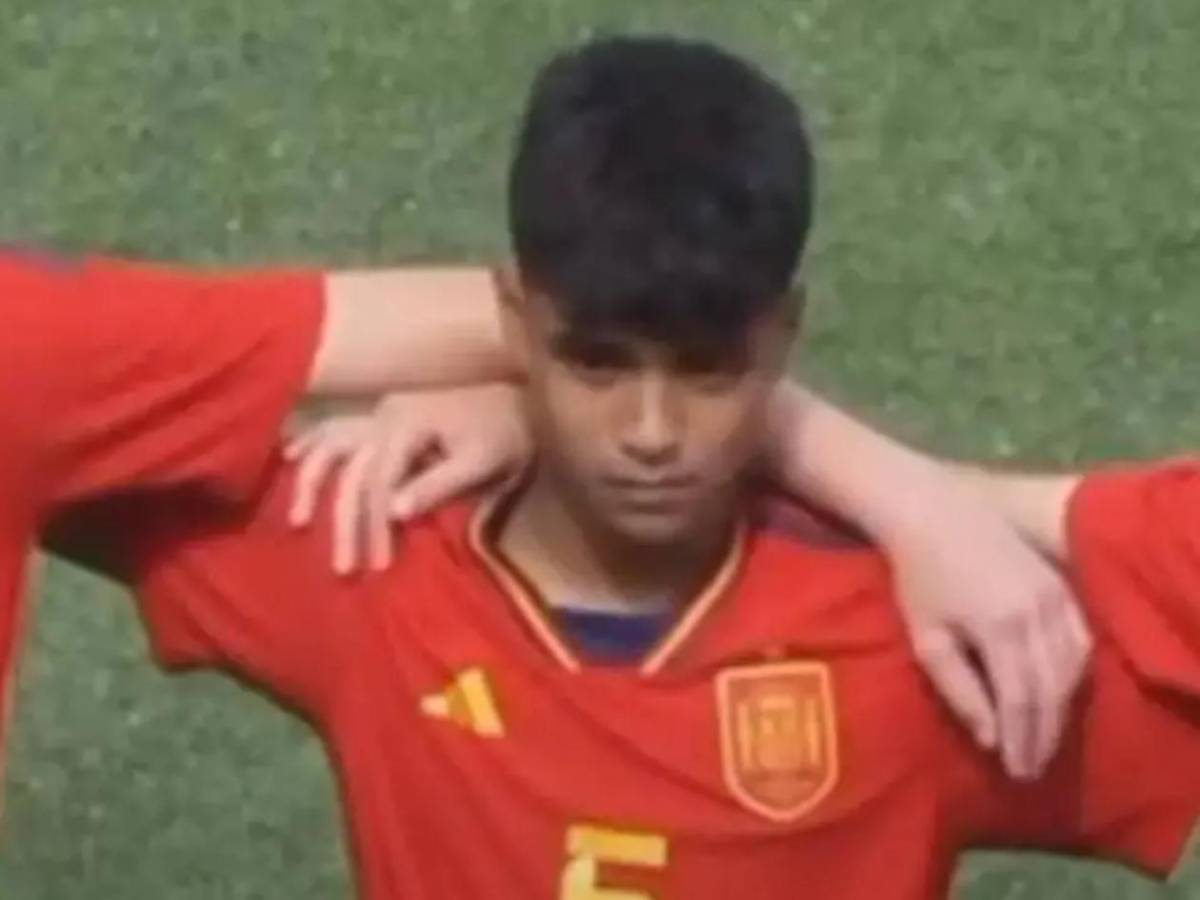 ¿Quién es el chico del Barcelona que cambió a España por Honduras?