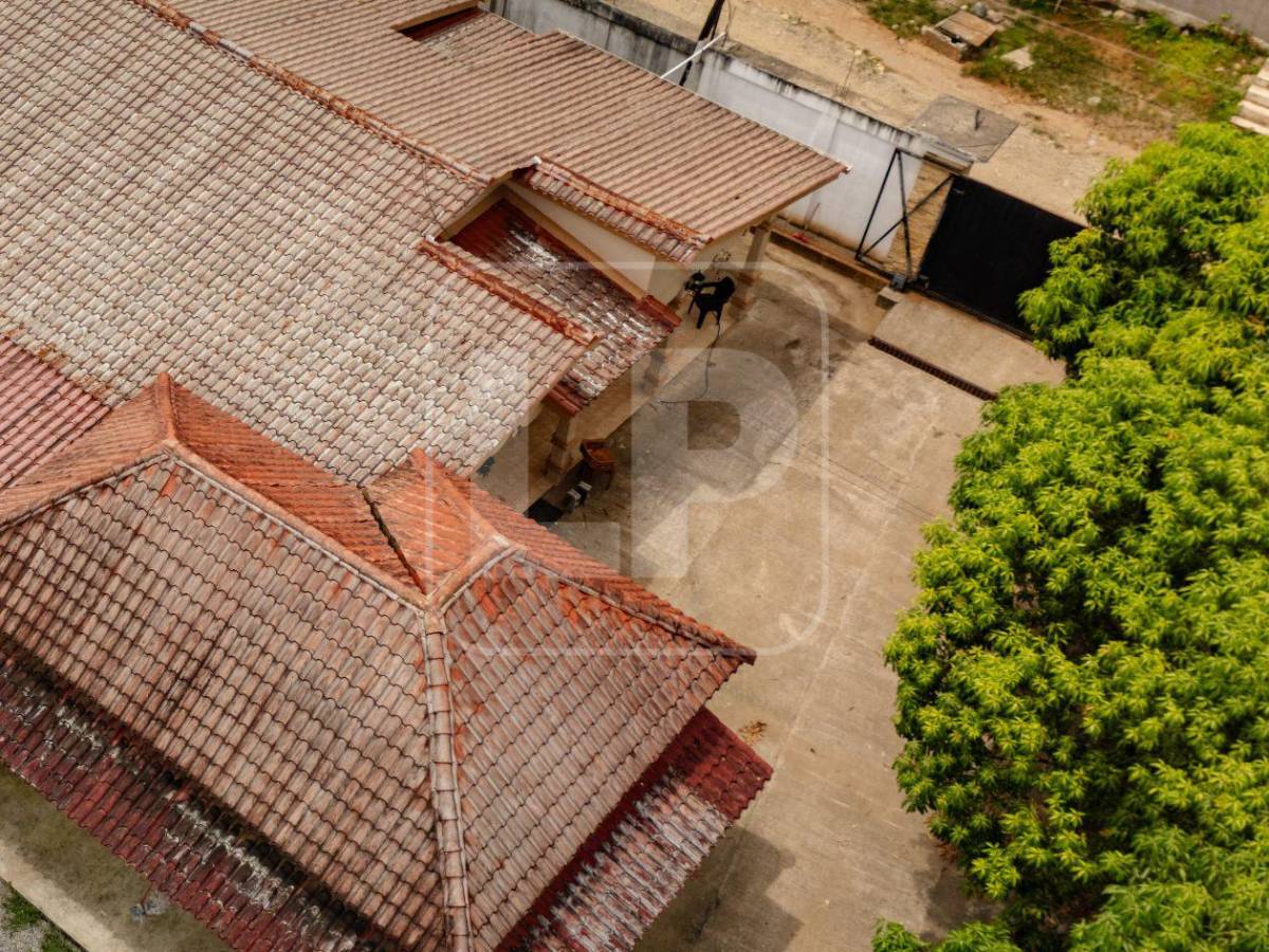 A tres calles de una posta se localiza casa donde mataron a cinco policías en Corinto