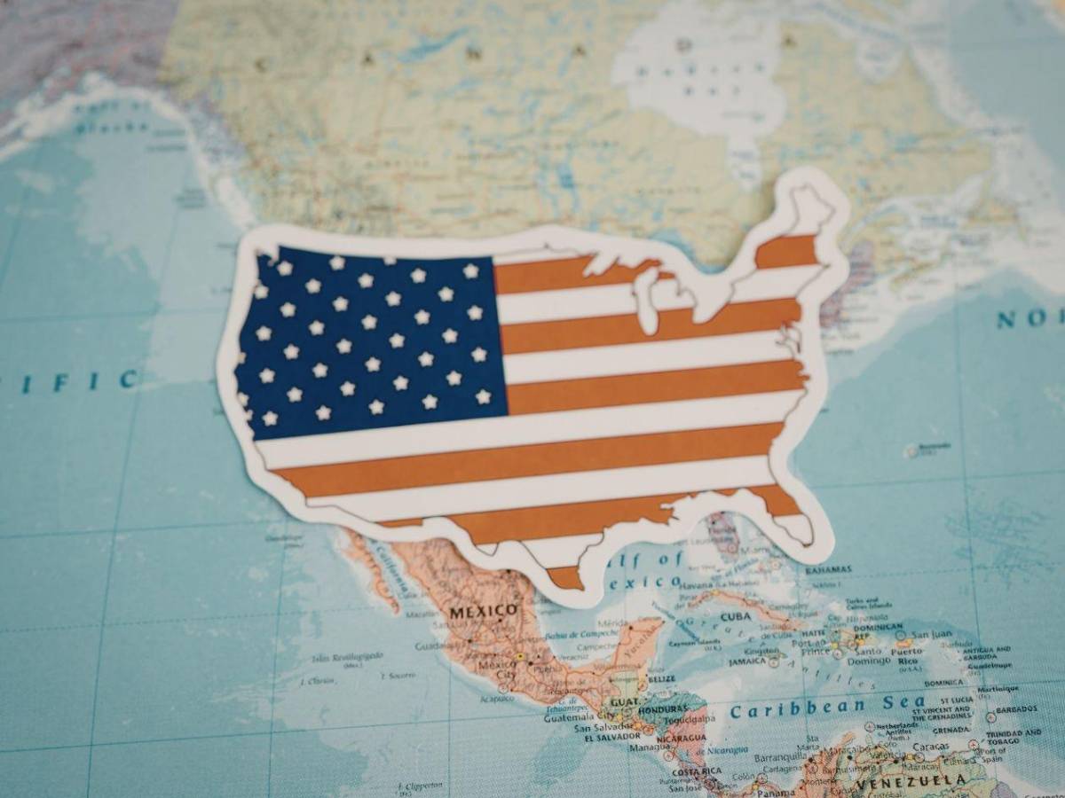 ¿Viajas a EE UU? Estas visas entran en la suspensión para 75 países