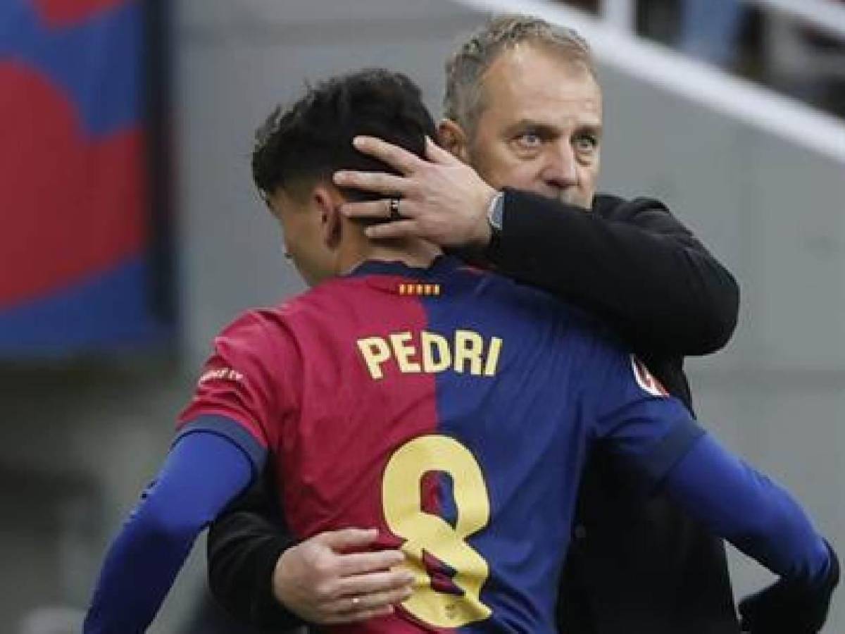 Barcelona con inesperados goleadores, récord de Lewandowski y show de Yamal