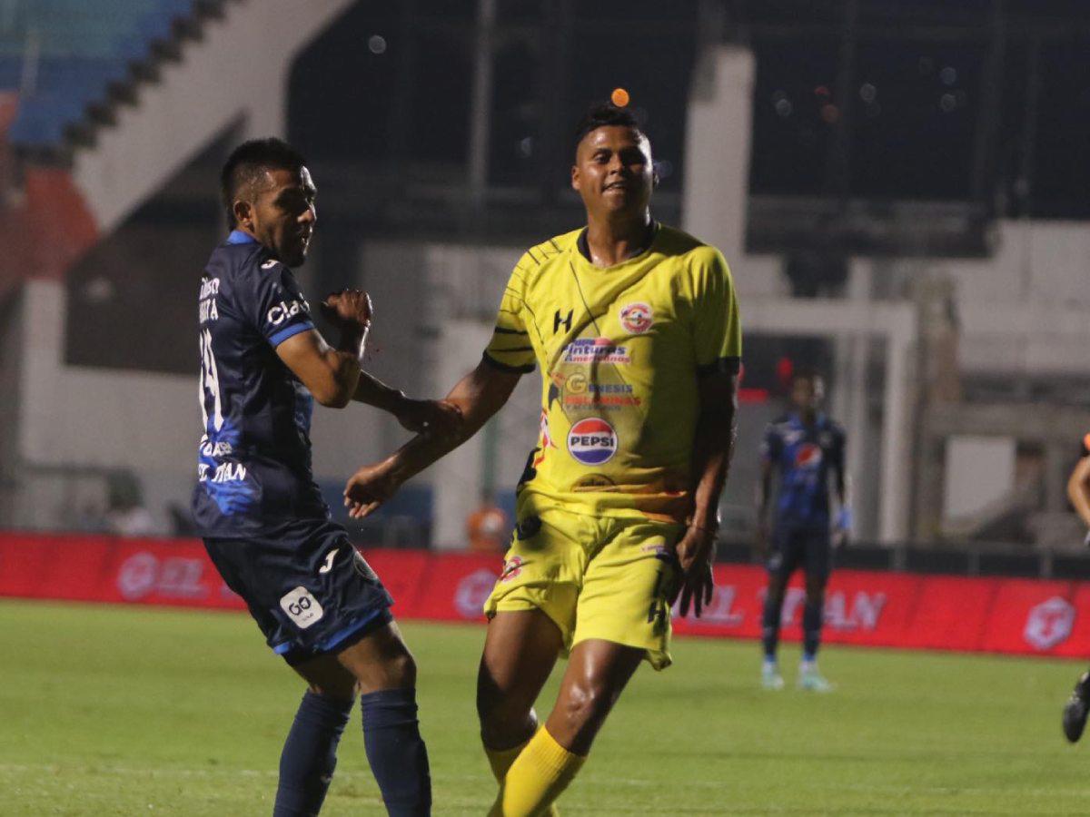 Tabla: Movimientos tras los primeros tres partidos de la jornada 13